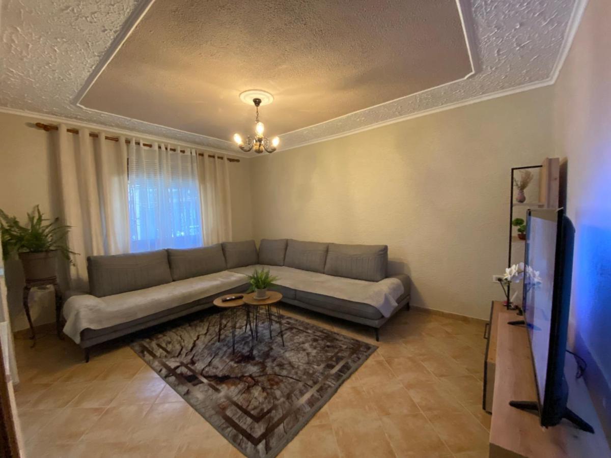 Lucas Apartment 2 Tirana Exterior photo