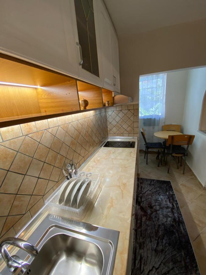 Lucas Apartment 2 Tirana Exterior photo